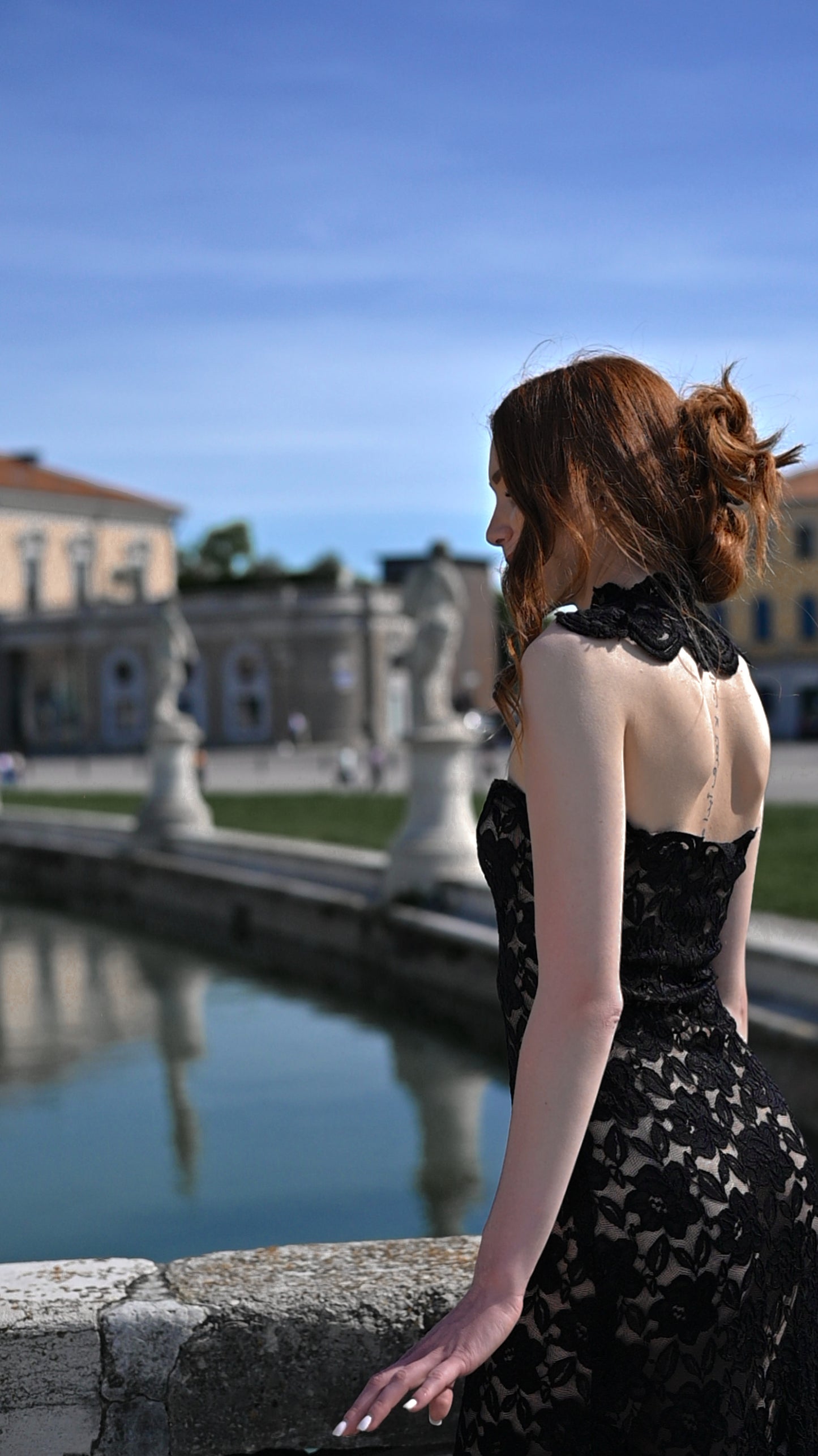 Abito Black Rose